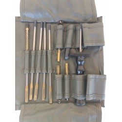 Набор для чистки оружия кал 7.62 и 9 мм Швейцария, Олива, б/у.